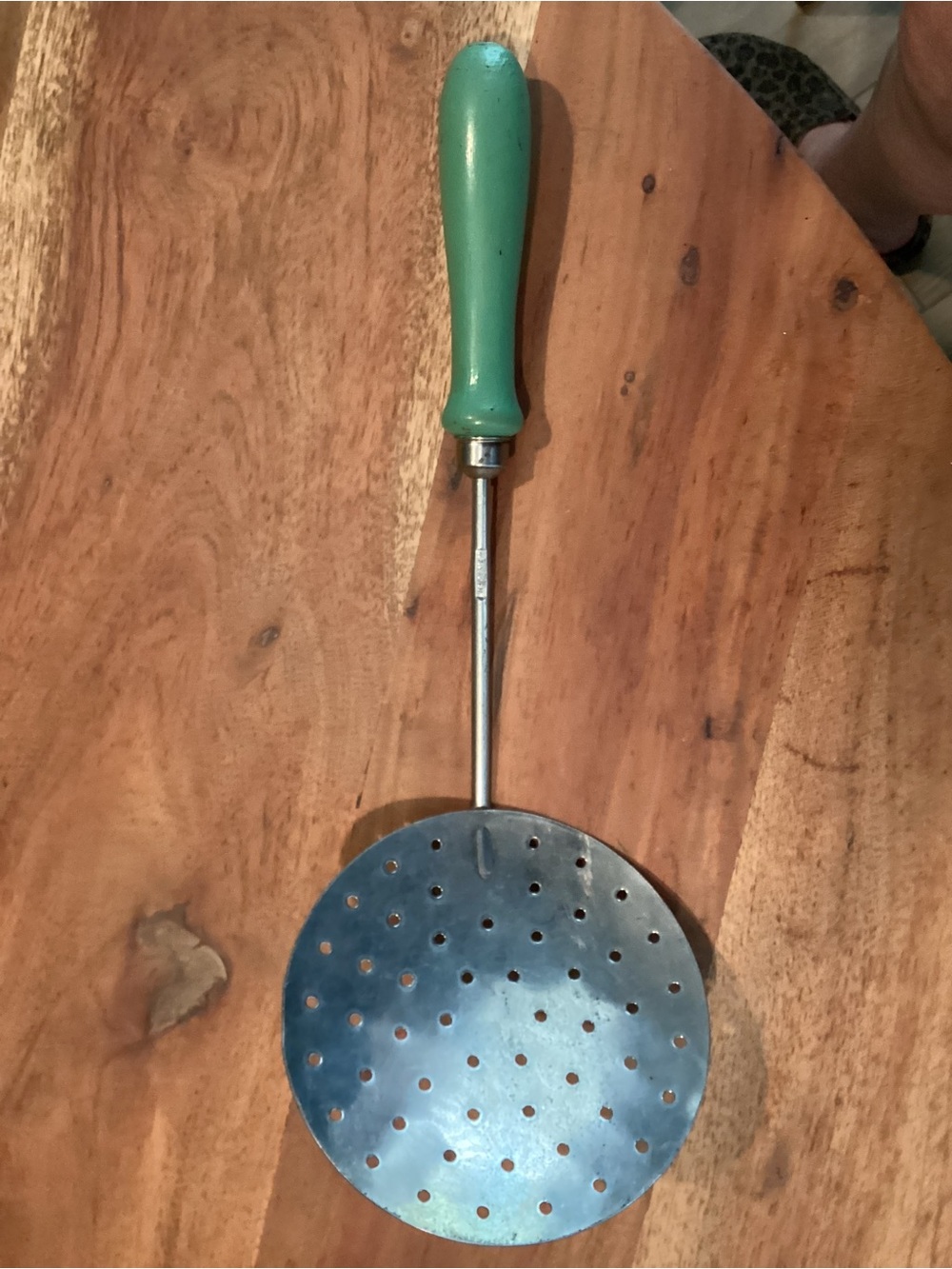 Vtg. BOYE Green painted wooden handle straining metal ladel,skimmer spoon,